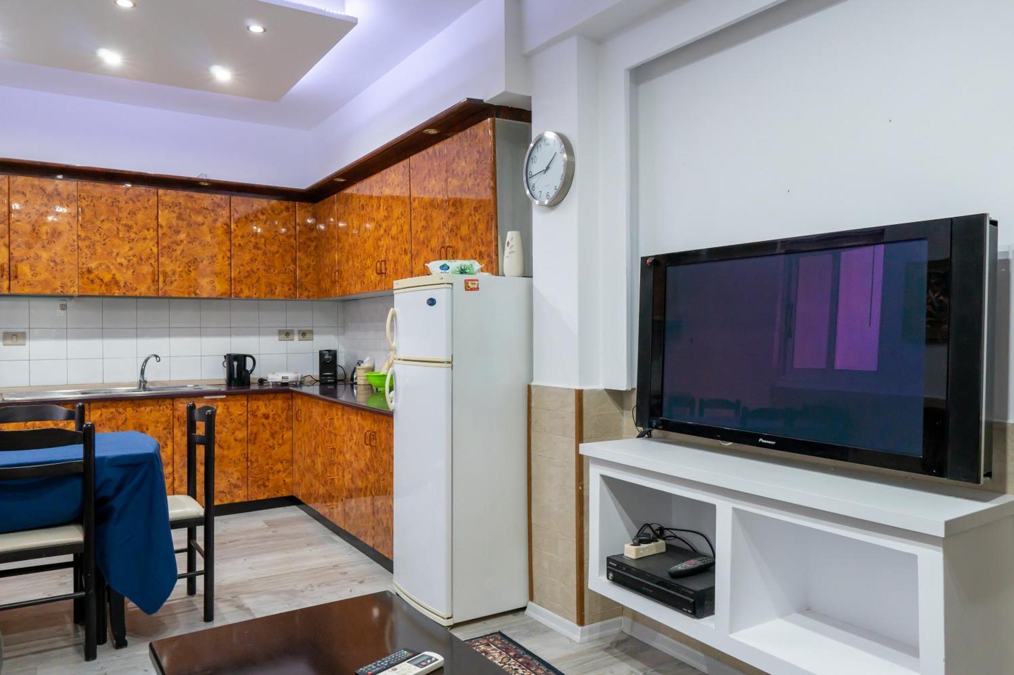 Royal Aparthotel Vlore Exterior photo